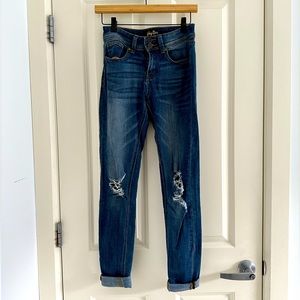 Indigo Rein size 3 super skinny distressed jeans